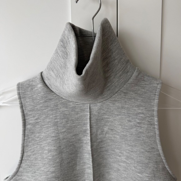 OGL FuzzLuxe Turtle Neck Split Hem Top heather Grey size small NWT - Picture 7 of 12